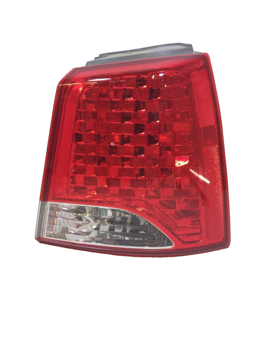 2011-2013 KIA SORENTO RH RIGHT SIDE PASSENGER TAIL LIGHT LAMP OEM 92402-1U000